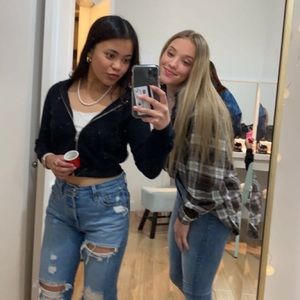 Meet your Posher, Taylor